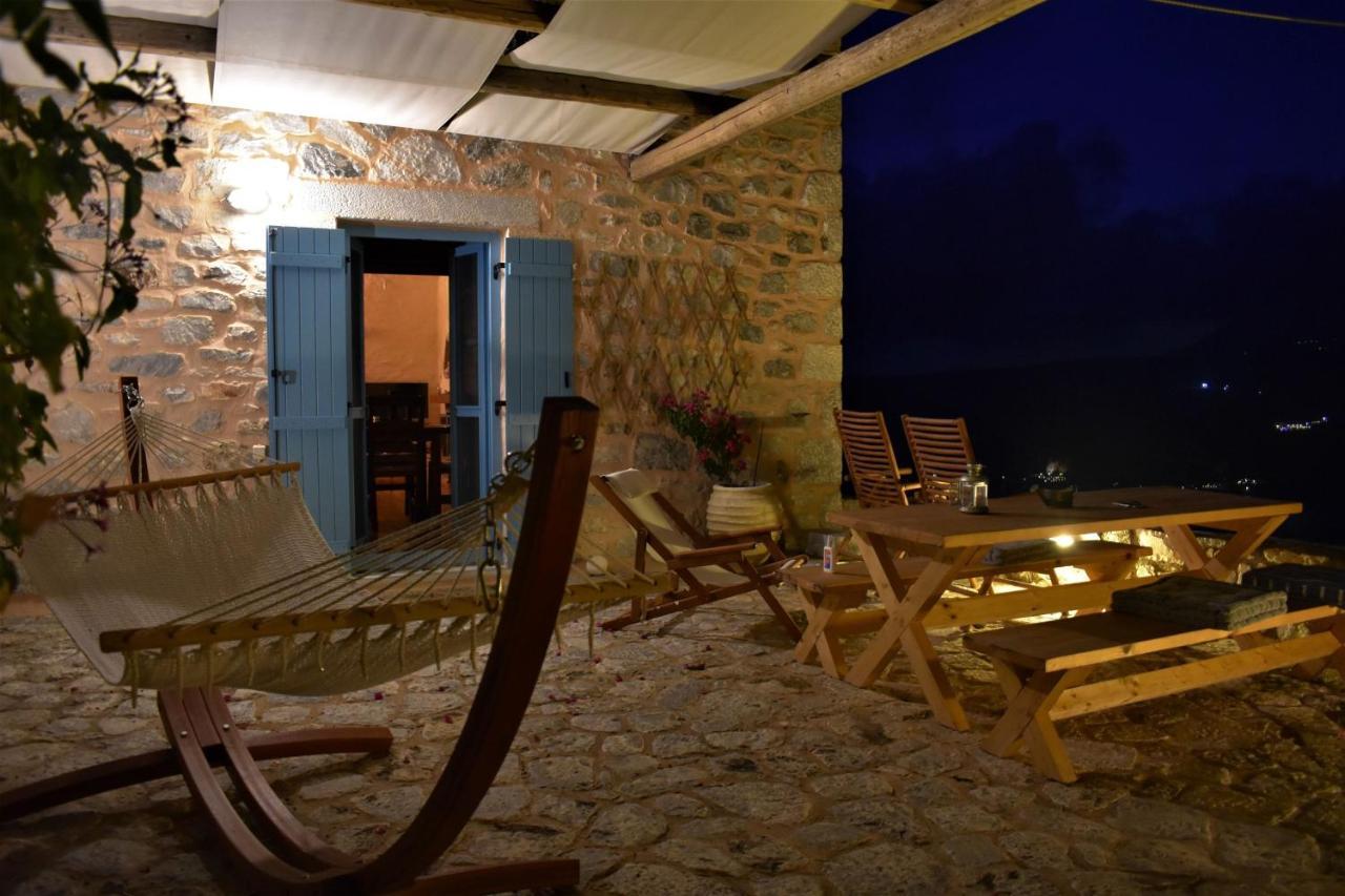 Villa Smaragda Limeni Exterior photo