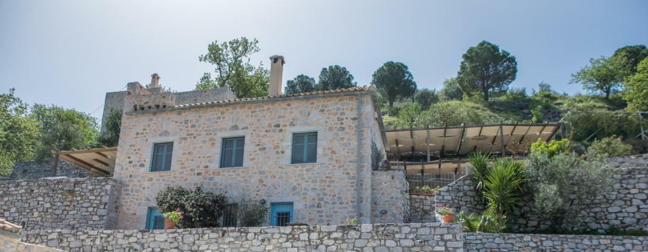 Villa Smaragda Limeni Exterior photo